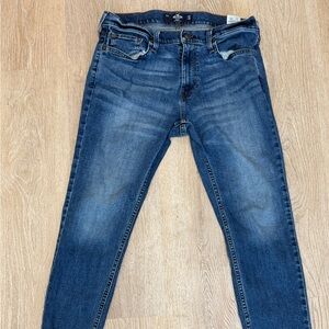 Hollister Men's Dark Blue Slim Jeans